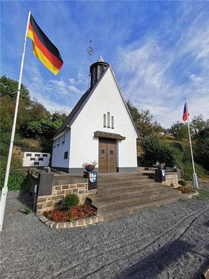 Ferienwohnung Neli Am Rhein Rheinbrohl Kültér fotó