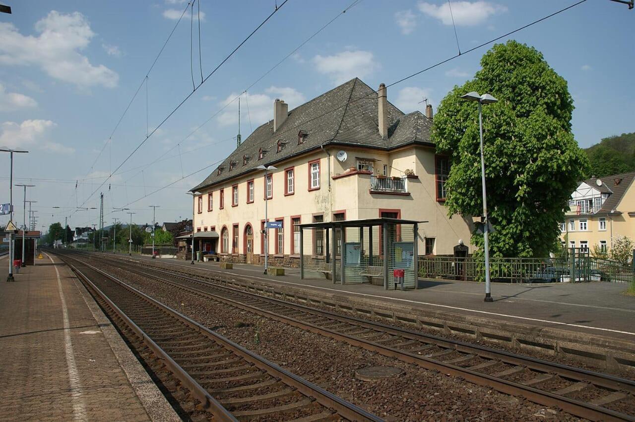 Ferienwohnung Neli Am Rhein Rheinbrohl Kültér fotó